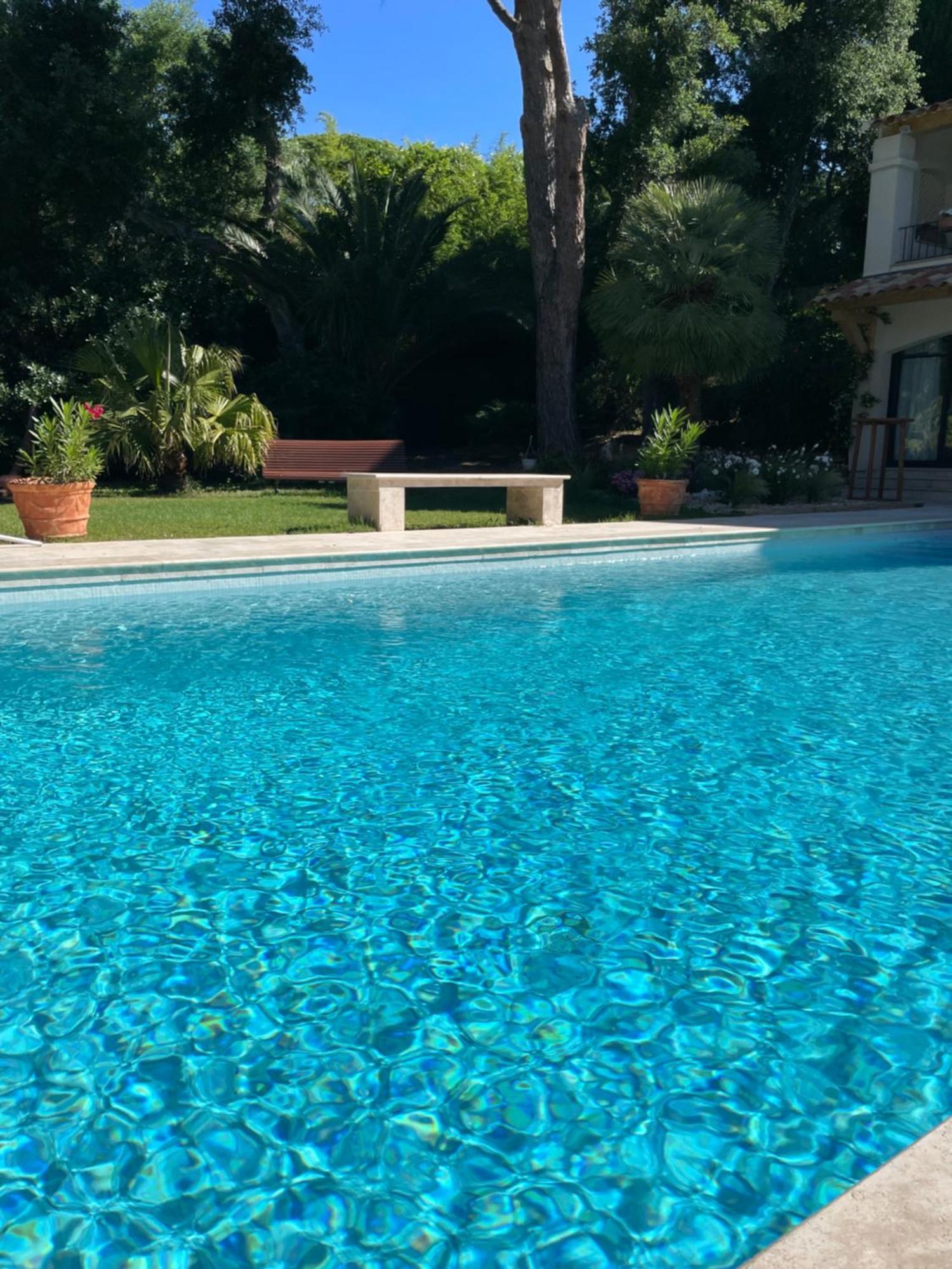Hotel La Beluga Sainte-Maxime Esterno foto